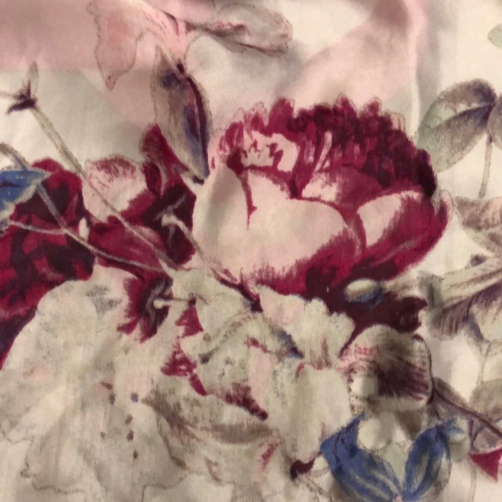 Pink floral scarf NWT o